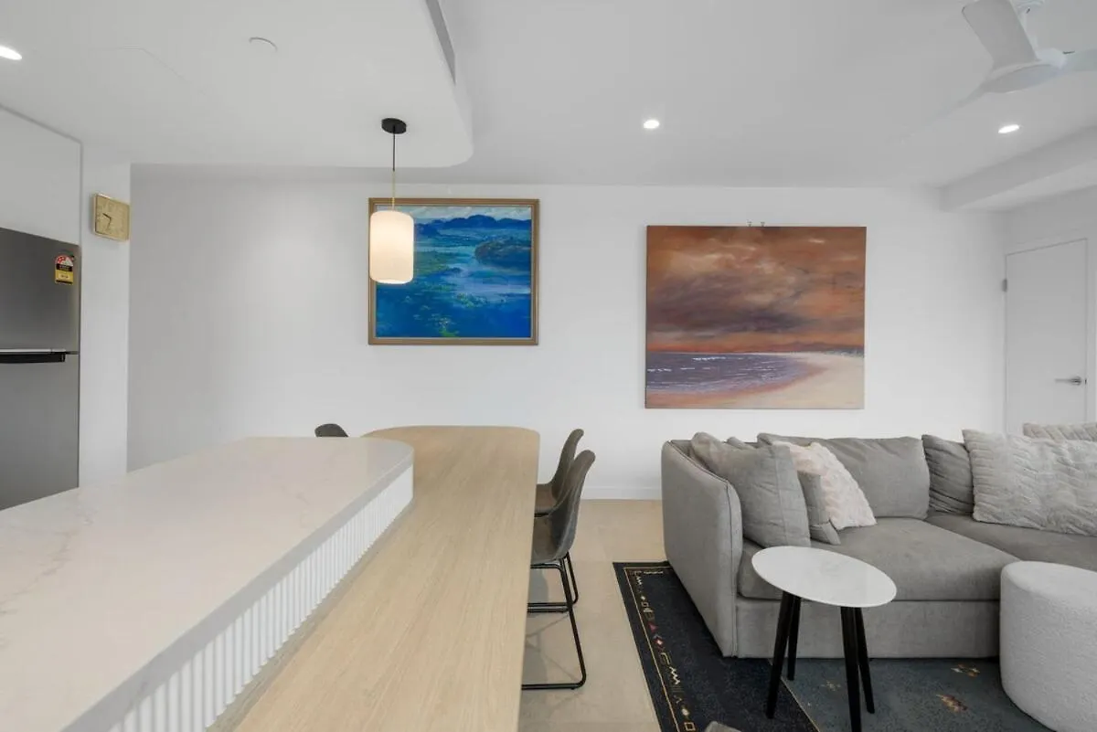 Bilinga Beachfront Luxury At Lana Gold Coast Apartment
