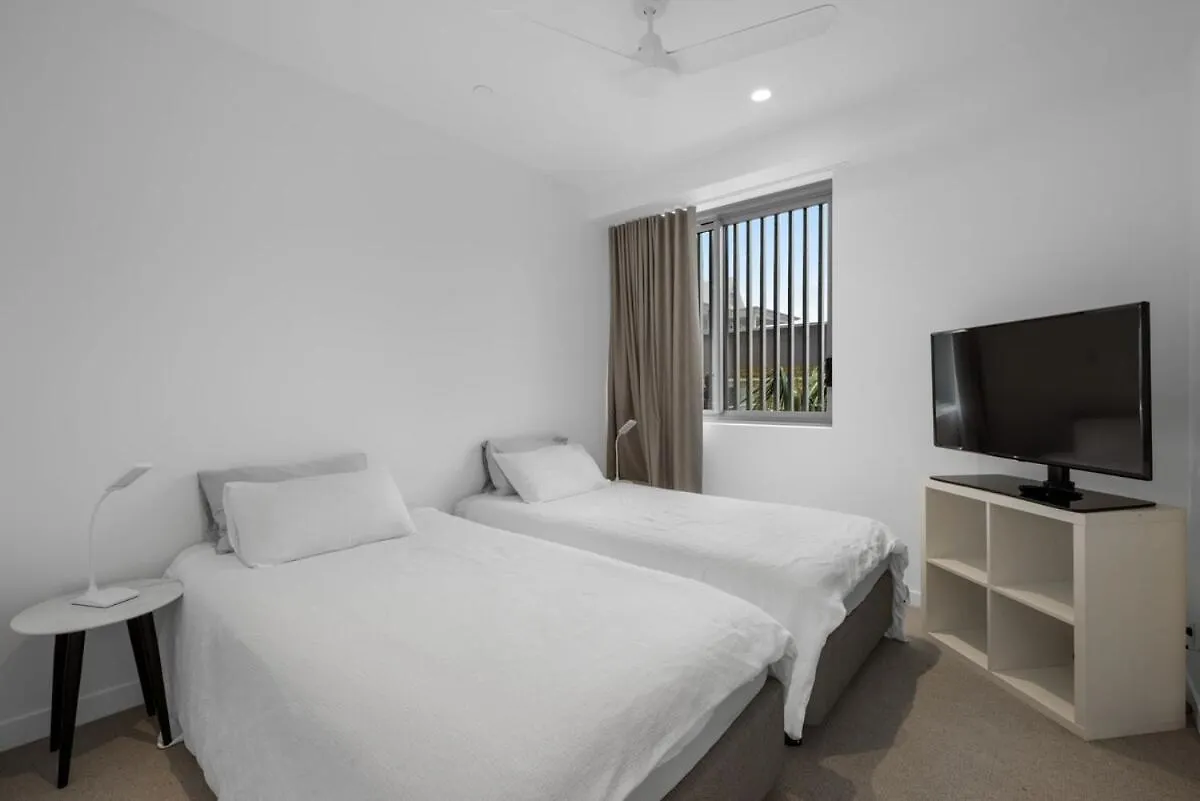 Apartment Bilinga Beachfront Luxury At Lana Gold Coast Australia