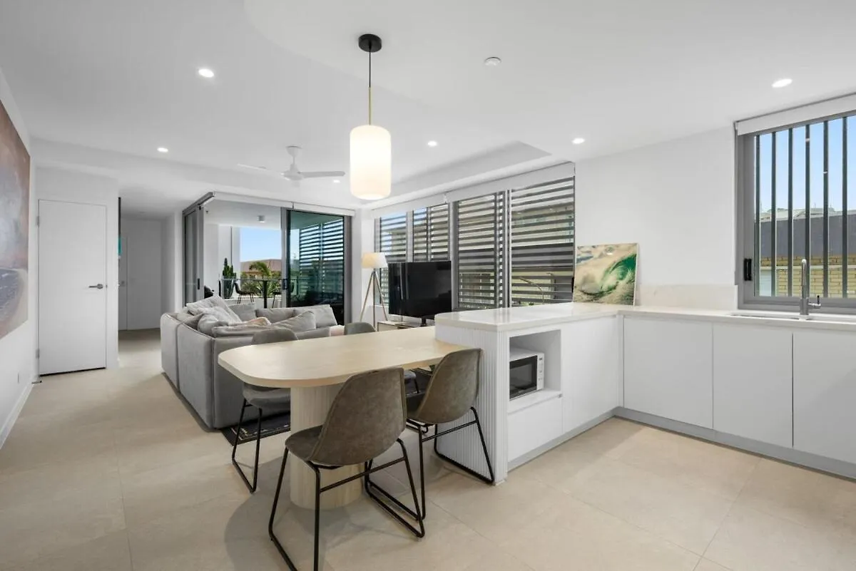 Apartment Bilinga Beachfront Luxury At Lana Gold Coast