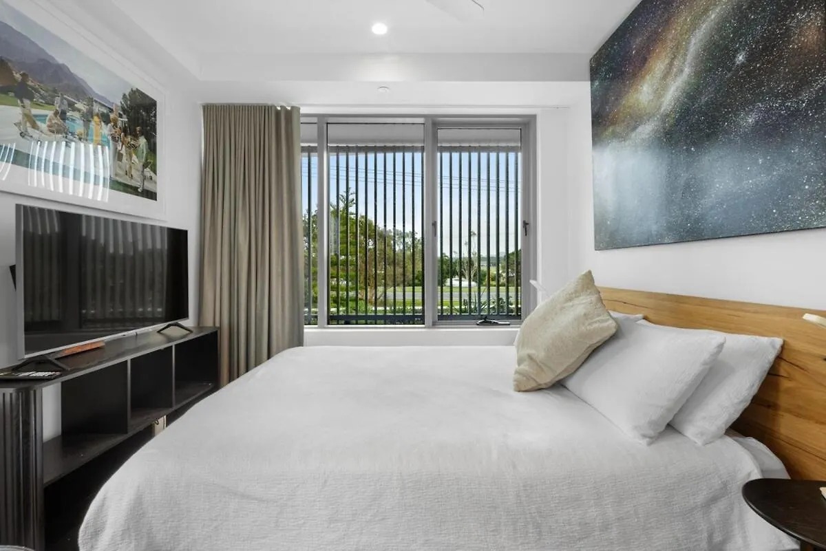Bilinga Beachfront Luxury At Lana Gold Coast 0*,