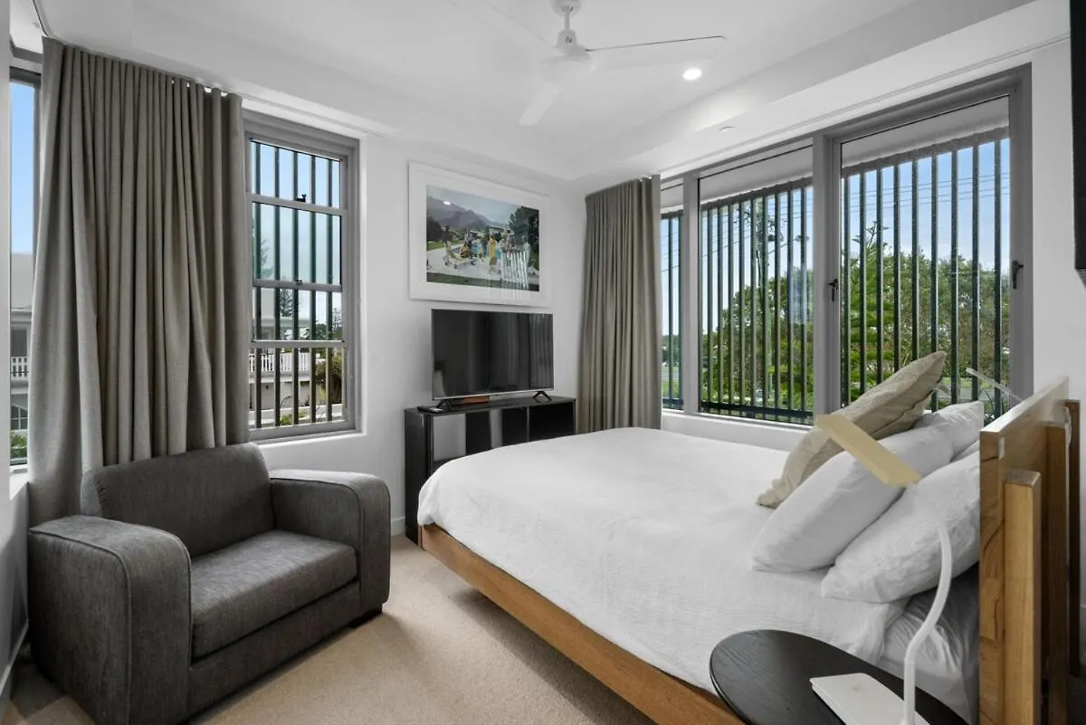 Apartment Bilinga Beachfront Luxury At Lana Gold Coast Australia