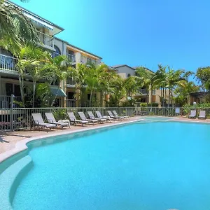 3* Aparthotel Bila Vista Kirra Beachside