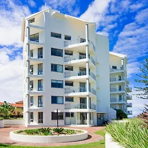 4* Aparthotel Oceanside - Absolute Beachfront
